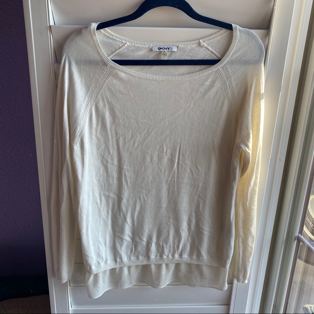 🪲 DKNYC cream sweater